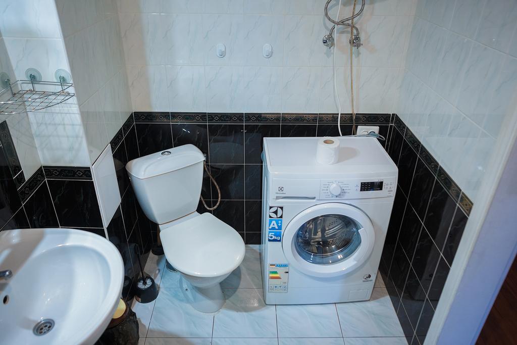 Doba In Ua Centre Apartments Днепър Екстериор снимка