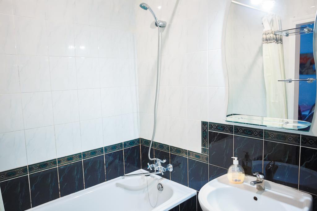 Doba In Ua Centre Apartments Днепър Екстериор снимка
